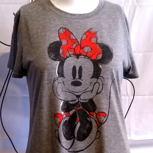 Disney Tops - 5/$10🌹🆕️Minnie Mouse Tee